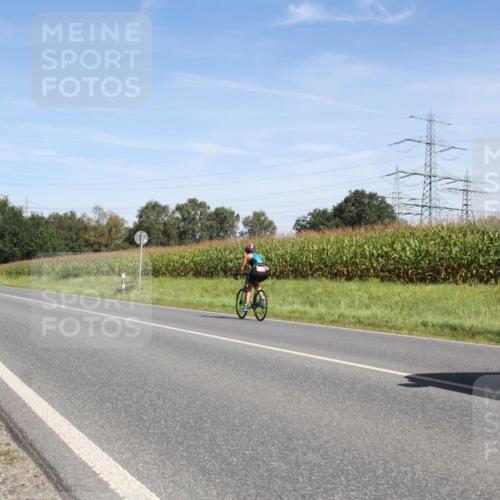01.09.2024 - 17. Tribühne Triathlon H.Heesch http://msf.ph/oto/6944868 01.09.2024 12:00:37 Radfahren 499, 606, 668, 699 meine-sportfotos.de