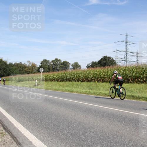 01.09.2024 - 17. Tribühne Triathlon H.Heesch http://msf.ph/oto/6944957 01.09.2024 12:02:15 Radfahren 472, 528, 572, 607, 641, 646, 649, 697, 698 meine-sportfotos.de