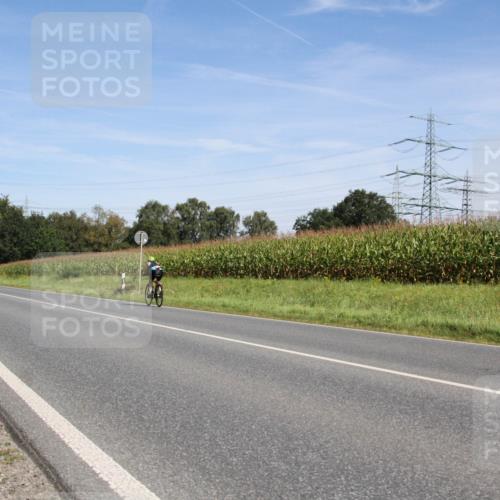 01.09.2024 - 17. Tribühne Triathlon H.Heesch http://msf.ph/oto/6944984 01.09.2024 12:02:59 Radfahren 469, 615, 629 meine-sportfotos.de