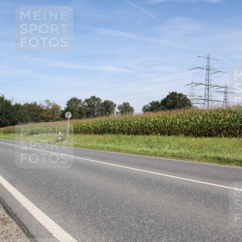 01.09.2024 - 17. Tribühne Triathlon H.Heesch http://msf.ph/oto/6945049 01.09.2024 12:04:50 Radfahren 349, 493, 575, 582, 648, 686, 692 meine-sportfotos.de