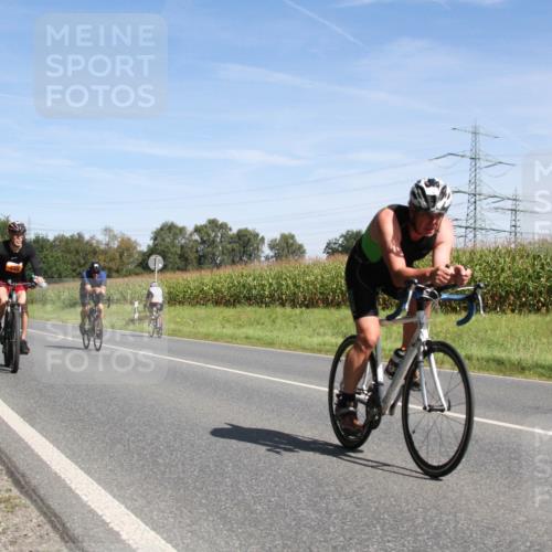 01.09.2024 - 17. Tribühne Triathlon H.Heesch http://msf.ph/oto/6945051 01.09.2024 12:04:53 Radfahren 349, 493, 575, 648, 686, 692 meine-sportfotos.de