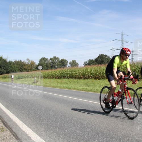 01.09.2024 - 17. Tribühne Triathlon H.Heesch http://msf.ph/oto/6945060 01.09.2024 12:04:55 Radfahren 349, 493, 648, 686, 692 meine-sportfotos.de