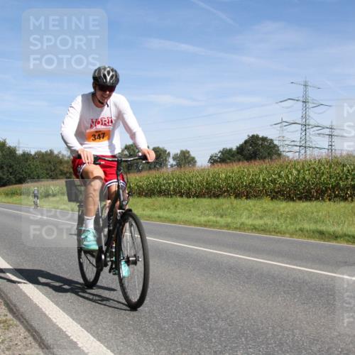 01.09.2024 - 17. Tribühne Triathlon H.Heesch http://msf.ph/oto/6945096 01.09.2024 12:05:53 Radfahren 347, 689 meine-sportfotos.de