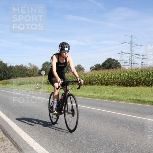 01.09.2024 - 17. Tribühne Triathlon H.Heesch http://msf.ph/oto/6945146 01.09.2024 12:07:17 Radfahren 589, 673 meine-sportfotos.de