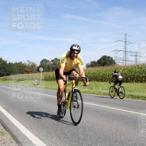 01.09.2024 - 17. Tribühne Triathlon H.Heesch http://msf.ph/oto/6945154 01.09.2024 12:07:30 Radfahren 473, 506, 543, 646, 649 meine-sportfotos.de