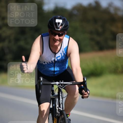 01.09.2024 - 17. Tribühne Triathlon H.Heesch http://msf.ph/oto/6945234 01.09.2024 11:46:00 Radfahren 332, 561 meine-sportfotos.de