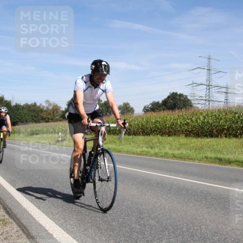 01.09.2024 - 17. Tribühne Triathlon H.Heesch http://msf.ph/oto/6945256 01.09.2024 12:09:09 Radfahren 600, 612, 616, 622, 654, 664 meine-sportfotos.de