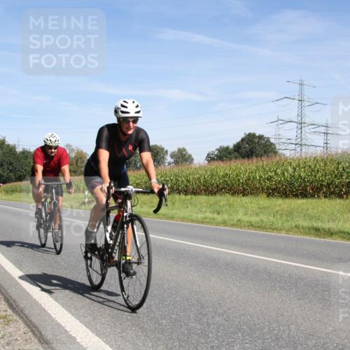 01.09.2024 - 17. Tribühne Triathlon H.Heesch http://msf.ph/oto/6945262 01.09.2024 12:09:12 Radfahren 600, 612, 616, 622, 654, 664, 706 meine-sportfotos.de