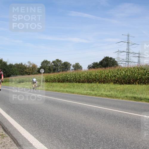 01.09.2024 - 17. Tribühne Triathlon H.Heesch http://msf.ph/oto/6945308 01.09.2024 12:10:00 Radfahren 533, 536, 582, 608, 667, 670, 675 meine-sportfotos.de