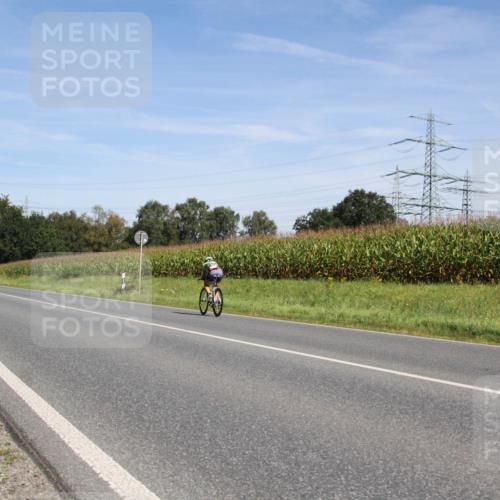 01.09.2024 - 17. Tribühne Triathlon H.Heesch http://msf.ph/oto/6945368 01.09.2024 12:10:49 Radfahren 570, 590, 623, 709 meine-sportfotos.de