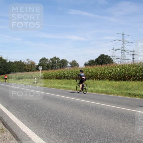 01.09.2024 - 17. Tribühne Triathlon H.Heesch http://msf.ph/oto/6945383 01.09.2024 12:11:04 Radfahren 496, 522, 591, 611 meine-sportfotos.de