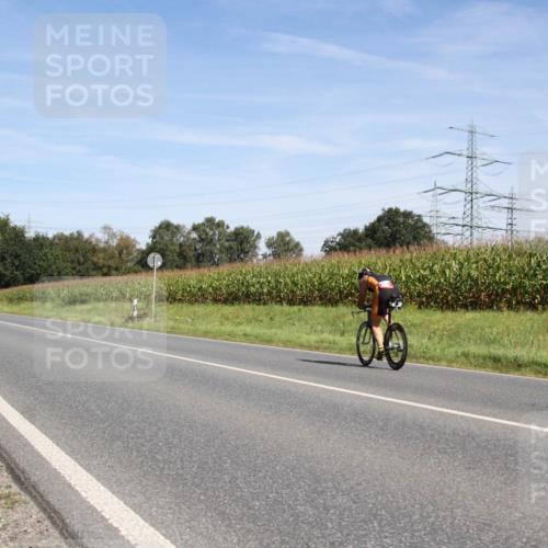 01.09.2024 - 17. Tribühne Triathlon H.Heesch http://msf.ph/oto/6945410 01.09.2024 12:11:32 Radfahren 546, 578, 647, 663, 689, 704 meine-sportfotos.de