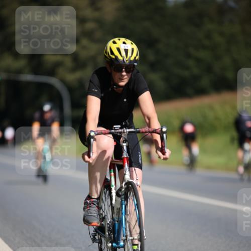 01.09.2024 - 17. Tribühne Triathlon H.Heesch http://msf.ph/oto/6945415 01.09.2024 11:47:13 Radfahren 349, 377, 415, 522, 526, 541 meine-sportfotos.de