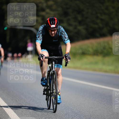 01.09.2024 - 17. Tribühne Triathlon H.Heesch http://msf.ph/oto/6945464 01.09.2024 11:47:23 Radfahren 472, 473, 477, 482, 522, 555 meine-sportfotos.de