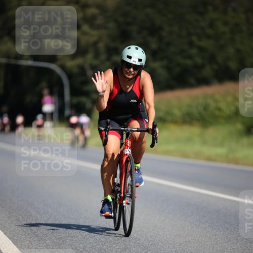 01.09.2024 - 17. Tribühne Triathlon H.Heesch http://msf.ph/oto/6945581 01.09.2024 11:47:54 Radfahren 402, 440, 443, 468, 500, 501, 556, 668 meine-sportfotos.de