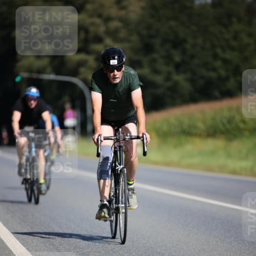 01.09.2024 - 17. Tribühne Triathlon H.Heesch http://msf.ph/oto/6945624 01.09.2024 11:47:59 Radfahren 443, 468, 500, 501, 668 meine-sportfotos.de