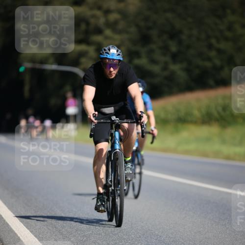 01.09.2024 - 17. Tribühne Triathlon H.Heesch http://msf.ph/oto/6945650 01.09.2024 11:48:00 Radfahren 443, 468, 500, 501, 668 meine-sportfotos.de