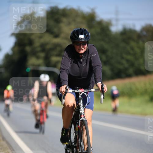 01.09.2024 - 17. Tribühne Triathlon H.Heesch http://msf.ph/oto/6945763 01.09.2024 11:49:17 Radfahren 393, 416, 459, 494 meine-sportfotos.de