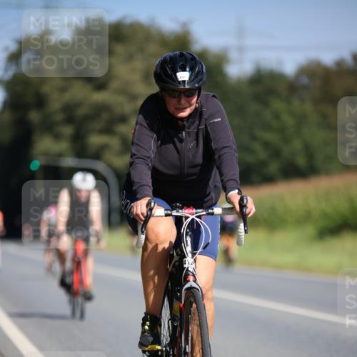 01.09.2024 - 17. Tribühne Triathlon H.Heesch http://msf.ph/oto/6945767 01.09.2024 11:49:17 Radfahren 393, 416, 459, 494 meine-sportfotos.de