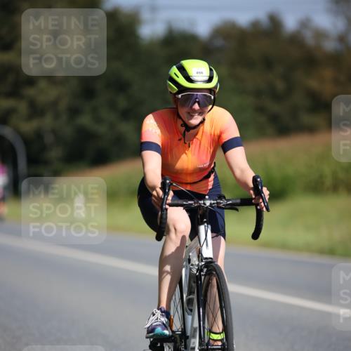 01.09.2024 - 17. Tribühne Triathlon H.Heesch http://msf.ph/oto/6945813 01.09.2024 11:49:22 Radfahren 393, 494 meine-sportfotos.de