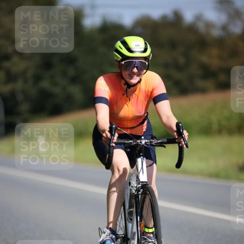 01.09.2024 - 17. Tribühne Triathlon H.Heesch http://msf.ph/oto/6945816 01.09.2024 11:49:22 Radfahren 393, 494 meine-sportfotos.de