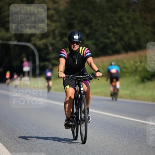 01.09.2024 - 17. Tribühne Triathlon H.Heesch http://msf.ph/oto/6945860 01.09.2024 11:50:09 Radfahren 542, 546, 666 meine-sportfotos.de