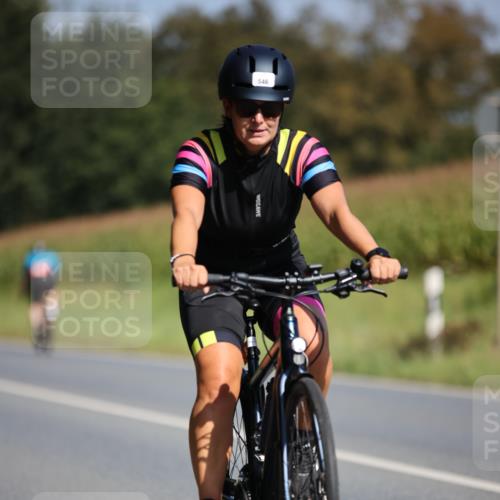 01.09.2024 - 17. Tribühne Triathlon H.Heesch http://msf.ph/oto/6945889 01.09.2024 11:50:10 Radfahren 450, 496, 542, 546, 666 meine-sportfotos.de