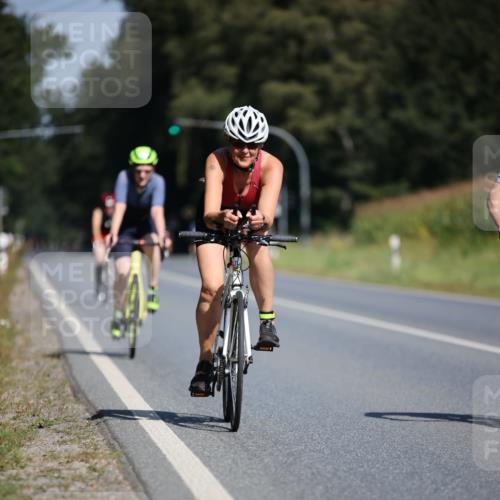 01.09.2024 - 17. Tribühne Triathlon H.Heesch http://msf.ph/oto/6945923 01.09.2024 11:50:19 Radfahren 447, 449, 450, 496, 521 meine-sportfotos.de