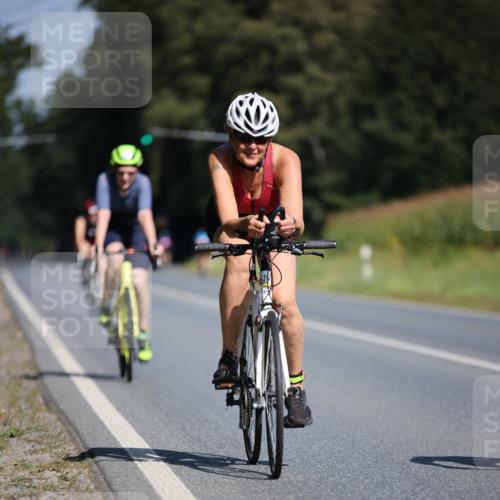 01.09.2024 - 17. Tribühne Triathlon H.Heesch http://msf.ph/oto/6945938 01.09.2024 11:50:19 Radfahren 447, 449, 450, 496, 521 meine-sportfotos.de