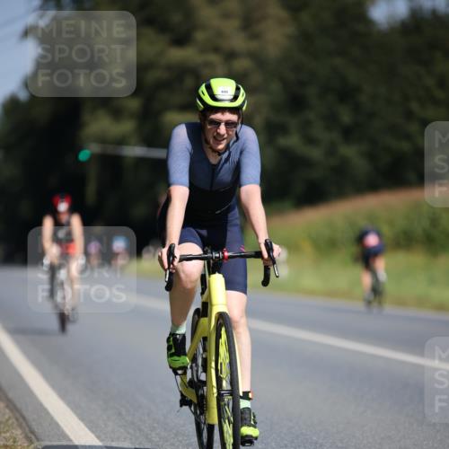 01.09.2024 - 17. Tribühne Triathlon H.Heesch http://msf.ph/oto/6945959 01.09.2024 11:50:21 Radfahren 447, 449, 450, 496, 521 meine-sportfotos.de