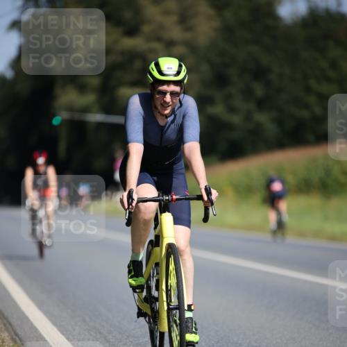 01.09.2024 - 17. Tribühne Triathlon H.Heesch http://msf.ph/oto/6945962 01.09.2024 11:50:21 Radfahren 447, 449, 450, 496, 521 meine-sportfotos.de