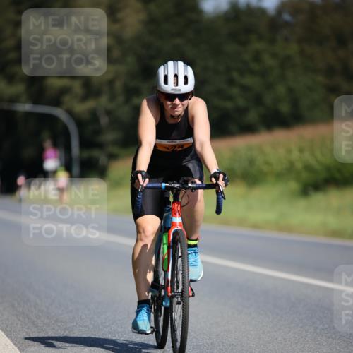 01.09.2024 - 17. Tribühne Triathlon H.Heesch http://msf.ph/oto/6946115 01.09.2024 11:51:22 Radfahren 322, 324, 530, 534, 656, 658 meine-sportfotos.de