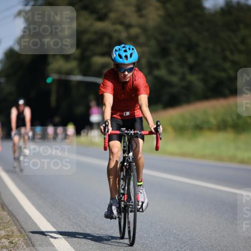 01.09.2024 - 17. Tribühne Triathlon H.Heesch http://msf.ph/oto/6946129 01.09.2024 11:51:26 Radfahren 322, 425, 493, 530, 534, 658 meine-sportfotos.de