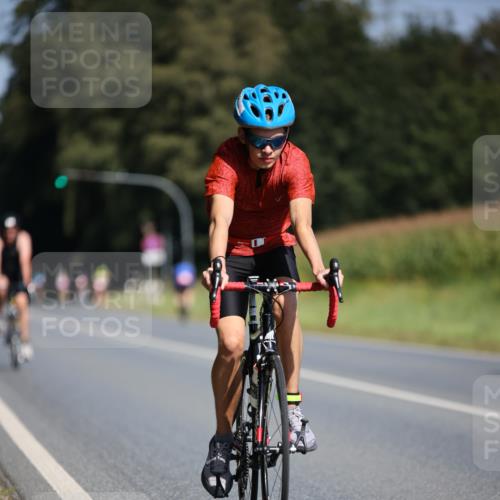 01.09.2024 - 17. Tribühne Triathlon H.Heesch http://msf.ph/oto/6946138 01.09.2024 11:51:26 Radfahren 322, 425, 493, 530, 534, 658 meine-sportfotos.de