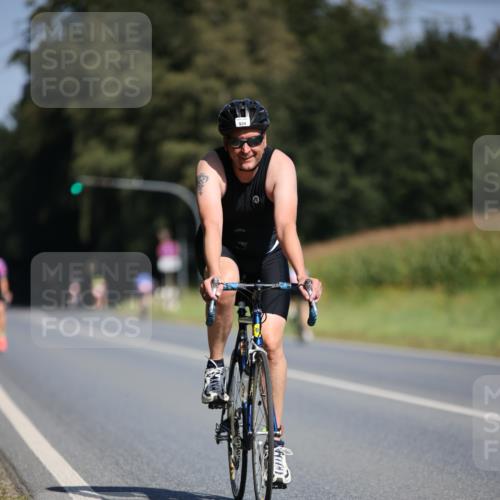 01.09.2024 - 17. Tribühne Triathlon H.Heesch http://msf.ph/oto/6946162 01.09.2024 11:51:29 Radfahren 425, 493, 530, 534, 658, 689 meine-sportfotos.de
