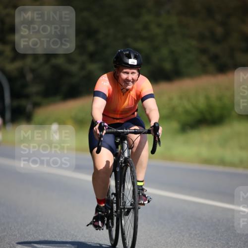 01.09.2024 - 17. Tribühne Triathlon H.Heesch http://msf.ph/oto/6946204 01.09.2024 11:51:49 Radfahren 485, 492, 561, 678 meine-sportfotos.de