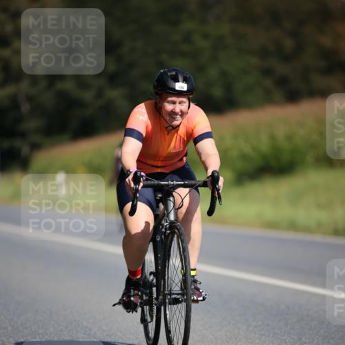 01.09.2024 - 17. Tribühne Triathlon H.Heesch http://msf.ph/oto/6946205 01.09.2024 11:51:49 Radfahren 485, 492, 561, 678 meine-sportfotos.de