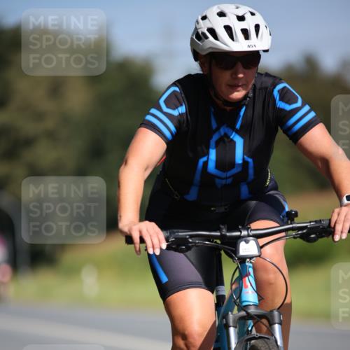 01.09.2024 - 17. Tribühne Triathlon H.Heesch http://msf.ph/oto/6946254 01.09.2024 11:52:07 Radfahren 312, 451, 505, 669 meine-sportfotos.de