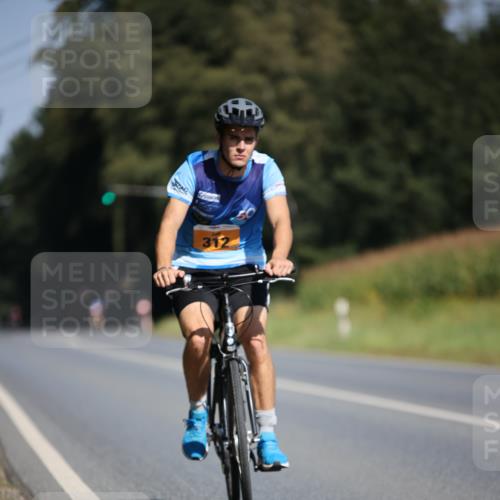 01.09.2024 - 17. Tribühne Triathlon H.Heesch http://msf.ph/oto/6946262 01.09.2024 11:52:13 Radfahren 312, 355, 470, 648, 669, 686 meine-sportfotos.de