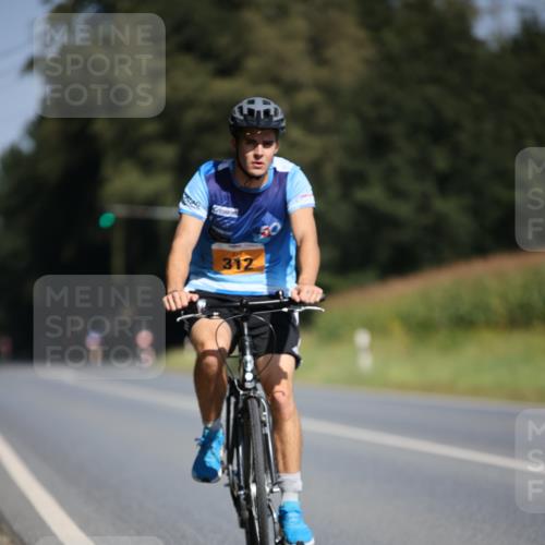 01.09.2024 - 17. Tribühne Triathlon H.Heesch http://msf.ph/oto/6946266 01.09.2024 11:52:13 Radfahren 312, 355, 470, 648, 669, 686 meine-sportfotos.de