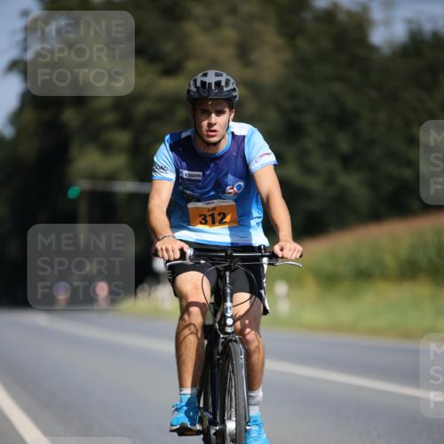 01.09.2024 - 17. Tribühne Triathlon H.Heesch http://msf.ph/oto/6946275 01.09.2024 11:52:13 Radfahren 312, 355, 470, 648, 669, 686 meine-sportfotos.de