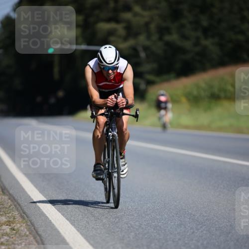 01.09.2024 - 17. Tribühne Triathlon H.Heesch http://msf.ph/oto/6946306 01.09.2024 11:52:21 Radfahren 355, 470, 526, 648, 686 meine-sportfotos.de