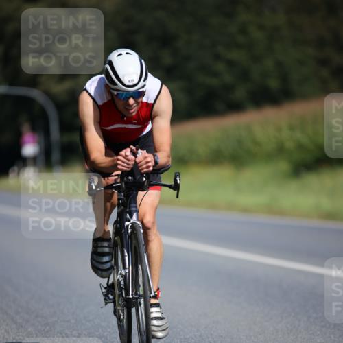 01.09.2024 - 17. Tribühne Triathlon H.Heesch http://msf.ph/oto/6946320 01.09.2024 11:52:22 Radfahren 355, 470, 526, 648 meine-sportfotos.de
