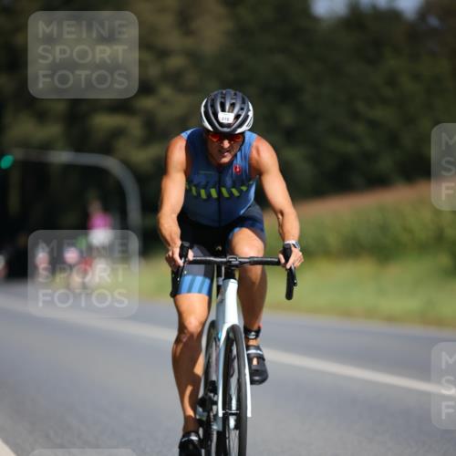 01.09.2024 - 17. Tribühne Triathlon H.Heesch http://msf.ph/oto/6946394 01.09.2024 11:52:46 Radfahren 510, 594, 709 meine-sportfotos.de