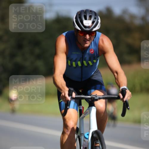 01.09.2024 - 17. Tribühne Triathlon H.Heesch http://msf.ph/oto/6946408 01.09.2024 11:52:46 Radfahren 510, 594, 709 meine-sportfotos.de