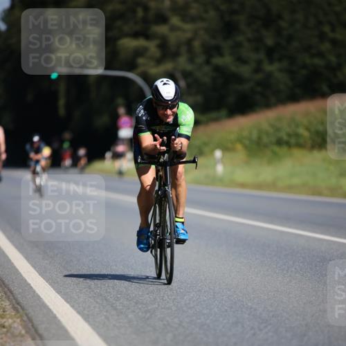 01.09.2024 - 17. Tribühne Triathlon H.Heesch http://msf.ph/oto/6946421 01.09.2024 11:52:58 Radfahren 483, 486, 529, 545 meine-sportfotos.de