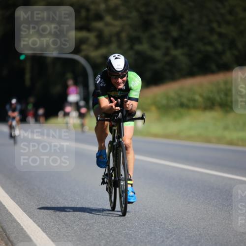 01.09.2024 - 17. Tribühne Triathlon H.Heesch http://msf.ph/oto/6946429 01.09.2024 11:52:58 Radfahren 483, 486, 529, 545 meine-sportfotos.de