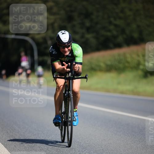 01.09.2024 - 17. Tribühne Triathlon H.Heesch http://msf.ph/oto/6946433 01.09.2024 11:52:58 Radfahren 483, 486, 529, 545 meine-sportfotos.de