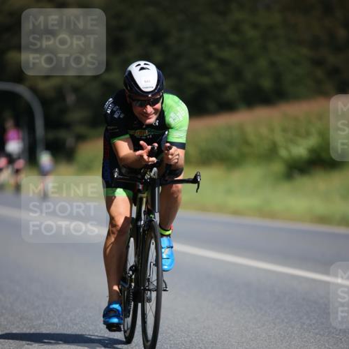 01.09.2024 - 17. Tribühne Triathlon H.Heesch http://msf.ph/oto/6946439 01.09.2024 11:52:59 Radfahren 483, 486, 529, 545, 704 meine-sportfotos.de