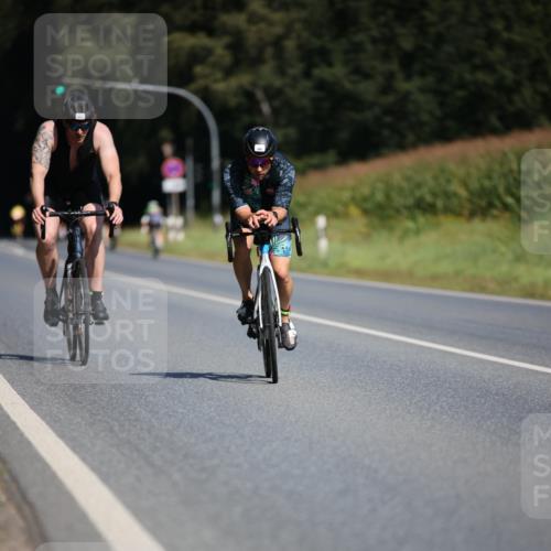 01.09.2024 - 17. Tribühne Triathlon H.Heesch http://msf.ph/oto/6946455 01.09.2024 11:53:02 Radfahren 473, 483, 486, 529, 584, 704 meine-sportfotos.de